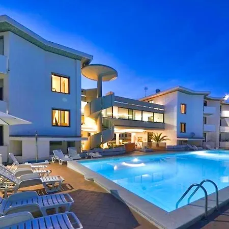 With Swimming-pool In Marina Di Just 700 Meters From The *